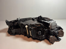 Load image into Gallery viewer, Frontscheinwerfer BMW IX 5A3CEA1-04 Links Scheinwerfer Headlight SCH9283847484cl