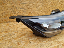 Laden Sie das Bild in den Galerie-Viewer, Frontscheinwerfer Hyundai I20 III 92102-Q0000 Rechts Scheinwerfer Headlight SCH1020771119gi