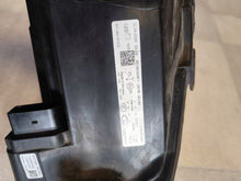 Laden Sie das Bild in den Galerie-Viewer, Frontscheinwerfer Skoda Superb 3V1941015D Ein Stück (Rechts oder Links) SCH5725843115qr