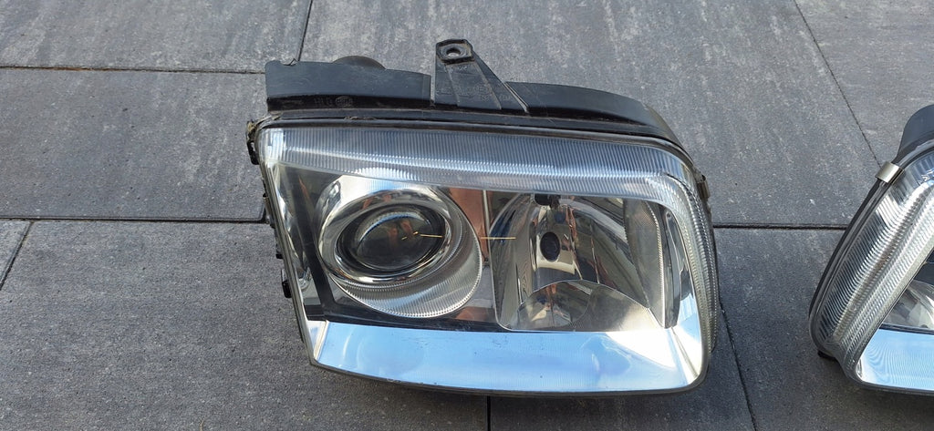 Frontscheinwerfer VW Polo 6n2 Ein Satz Scheinwerfer Headlight SCH9966953004zh