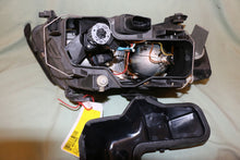 Laden Sie das Bild in den Galerie-Viewer, Frontscheinwerfer Audi A6 Allroad C5 Xenon Links Scheinwerfer Headlight
