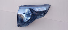 Laden Sie das Bild in den Galerie-Viewer, Frontscheinwerfer Ford Transit Courier R2X613W030CF Links Scheinwerfer Headlight SCH5537742043hg