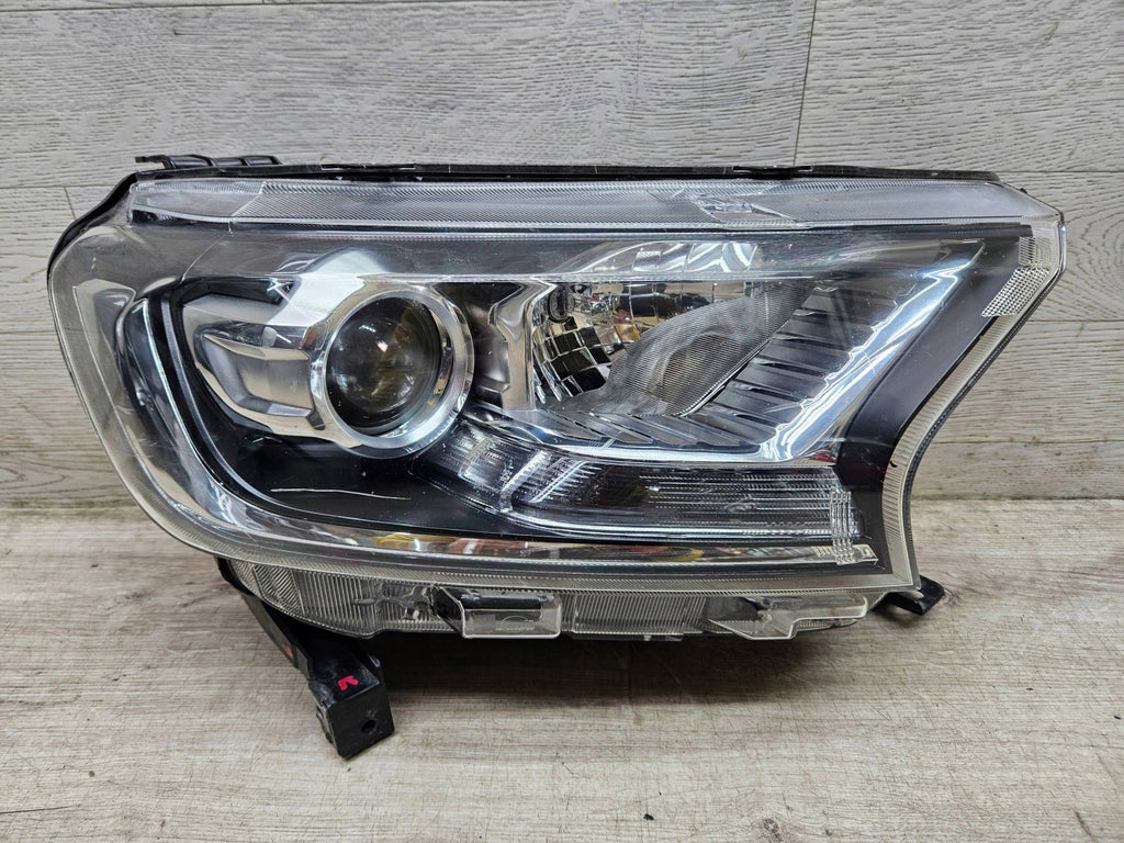 Frontscheinwerfer Ford Ranger Rechts Scheinwerfer Headlight SCH1686681088qu