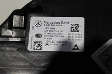 Laden Sie das Bild in den Galerie-Viewer, Frontscheinwerfer Mercedes-Benz Gla H247 A2479064204 Rechts Headlight SCH2279506092cr