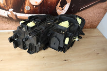 Load image into Gallery viewer, Frontscheinwerfer VW Tiguan 5NB941036B 5NB941035D Full LED Rechts oder Links