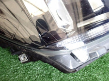 Load image into Gallery viewer, Frontscheinwerfer VW Crafter 7C1941006 Rechts Scheinwerfer Headlight SCH5748412723wo