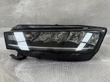 Laden Sie das Bild in den Galerie-Viewer, Frontscheinwerfer Skoda Octavia IV 5E4941015 Full LED Links Headlight SCH4214059613gg
