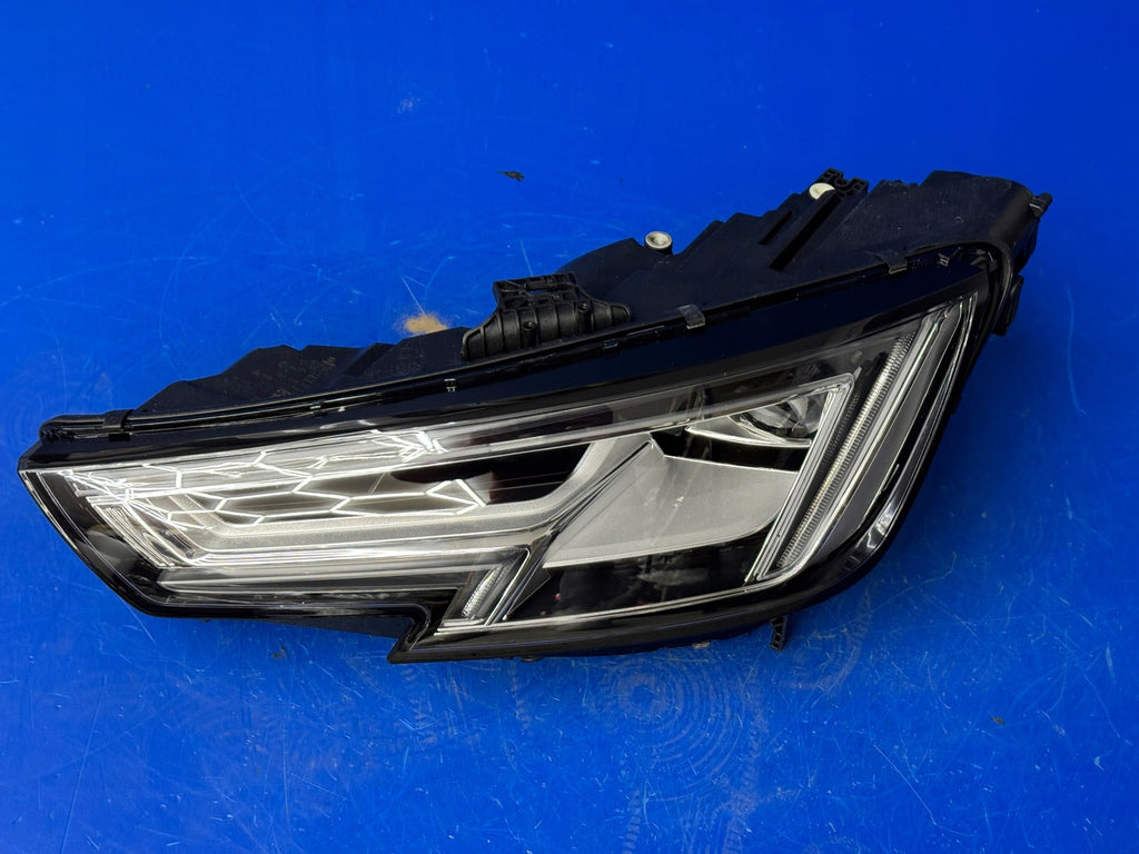 Frontscheinwerfer Audi A4 B9 8W0941033 8W0941773 LED Links Headlight