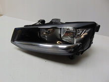 Laden Sie das Bild in den Galerie-Viewer, Frontscheinwerfer Audi Q2 8W0941003 LED Ein Stück (Rechts oder Links) Headlight