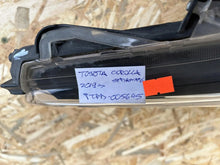Laden Sie das Bild in den Galerie-Viewer, Frontscheinwerfer Toyota Corolla 8111002T5100 Rechts Scheinwerfer Headlight SCH4691490798wx
