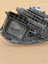 Laden Sie das Bild in den Galerie-Viewer, Frontscheinwerfer Mercedes-Benz W177 A1779064703 Links Scheinwerfer Headlight SCH7259694909me