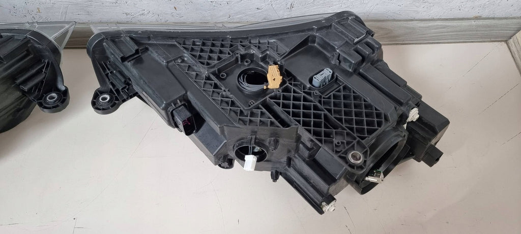 Frontscheinwerfer Skoda Superb III 3V1941016A 3V1941015A Xenon Rechts oder Links