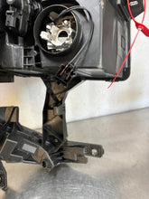 Laden Sie das Bild in den Galerie-Viewer, Frontscheinwerfer Renault Master I 260609073R Links Scheinwerfer Headlight SCH9283461622qg