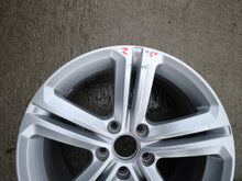 Laden Sie das Bild in den Galerie-Viewer, 1x Alufelge 17 Zoll 8.0" 5x112 1K8601025T Audi Rim Wheel FEL3405951199kk