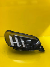Laden Sie das Bild in den Galerie-Viewer, Frontscheinwerfer Peugeot 2008 208 II 9841641980 LED Rechts Headlight