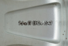 Load image into Gallery viewer, 1x Alufelge 17 Zoll 6.5" 5x120 47ET Glanz Silber 6795561 BMW 1 E81 E87 Rim Wheel FEL5706566942gr