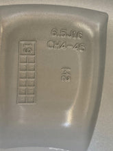 Laden Sie das Bild in den Galerie-Viewer, 1x Alufelge 16 Zoll 6.5&quot; 4x100 45ET Glanz 403009186 Renault Sandero Stepway