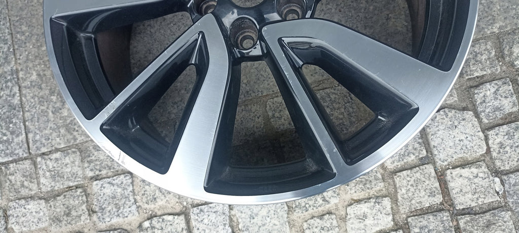 1x Alufelge 19 Zoll 7.0" 5x114.3 40ET AC4CH-T6 Nissan 1 Rim Wheel