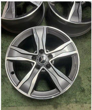 Load image into Gallery viewer, 1x Alufelge 17 Zoll 7.0" 5x112 A2054010800 Mercedes-Benz Rim Wheel FEL6105461016mr