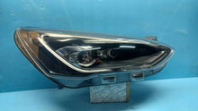 Laden Sie das Bild in den Galerie-Viewer, Frontscheinwerfer Ford Focus JX7B13E016AC LED Rechts Scheinwerfer Headlight