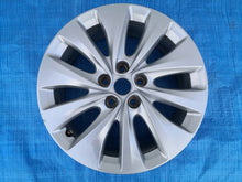 Laden Sie das Bild in den Galerie-Viewer, 1x Alufelge 17 Zoll 7.0" 5x108 50ET YP00044880 Opel Grandland X Rim Wheel FEL2516037934gp