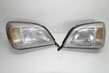 Laden Sie das Bild in den Galerie-Viewer, Frontscheinwerfer Mercedes-Benz Coupe Ein Stück (Rechts oder Links) Headlight