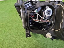 Laden Sie das Bild in den Galerie-Viewer, Frontscheinwerfer BMW X1 E84 7290239 Xenon Links Scheinwerfer Headlight SCH3320119127jn
