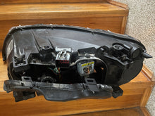 Laden Sie das Bild in den Galerie-Viewer, Frontscheinwerfer Volvo V70 S80 31214348 Rechts Scheinwerfer Headlight SCH6437070150ik