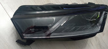 Laden Sie das Bild in den Galerie-Viewer, Frontscheinwerfer Skoda Octavia 5E4941015 LED Links Scheinwerfer Headlight SCH1625296747zn