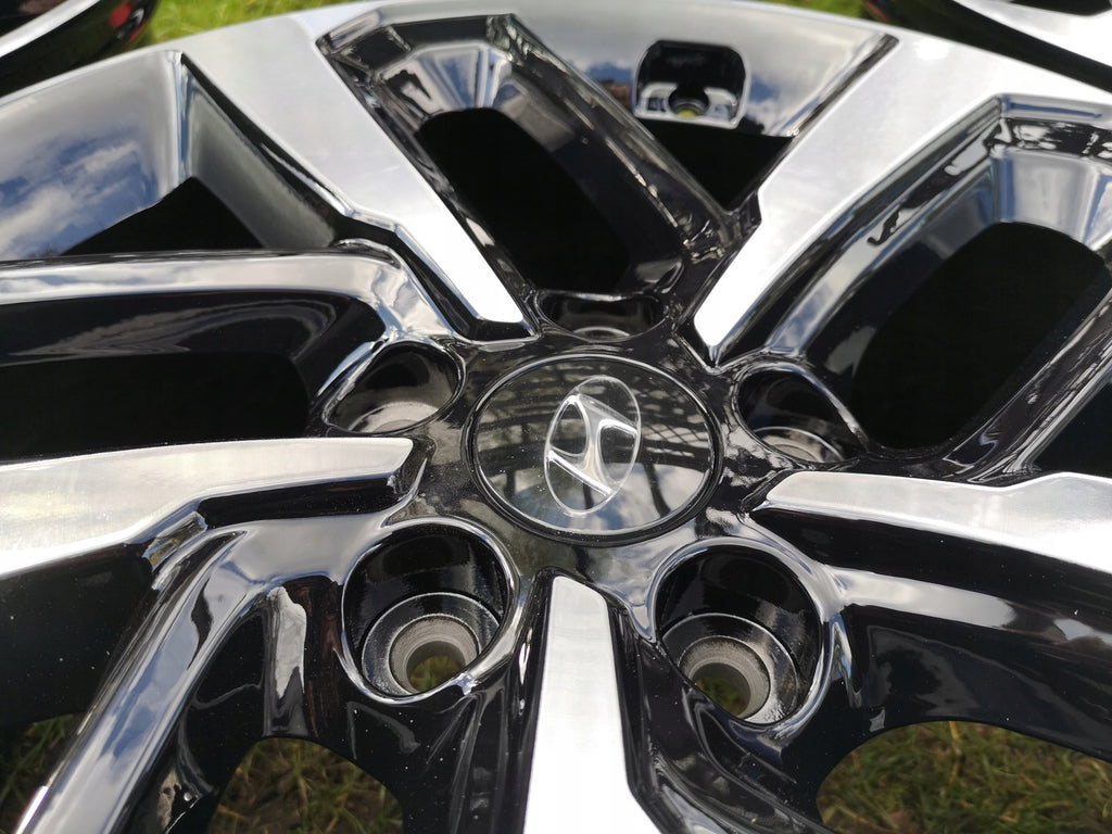 4x Alufelge 18 Zoll 7.5" 5x114.3 52ET Glanz Schwarz 52910-J9300 Hyundai Kona