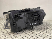 Load image into Gallery viewer, Frontscheinwerfer BMW 5 G31 G30 7439194-04 FALSE Scheinwerfer Headlight SCH4966714404ef