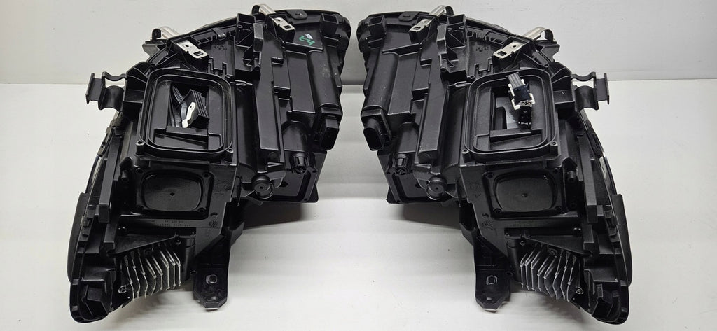 Frontscheinwerfer Mercedes-Benz A2469066101 A2469066201 LED Rechts oder Links