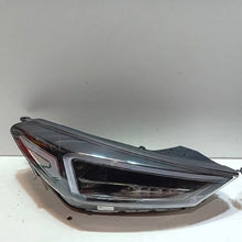 Laden Sie das Bild in den Galerie-Viewer, Frontscheinwerfer Hyundai Tucson Tl 92102D7700 92101D7700 Rechts oder Links