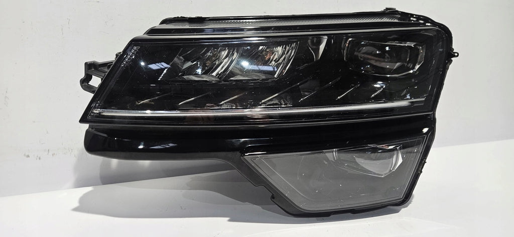 Frontscheinwerfer Skoda Karoq 57B941015D Full LED Links Scheinwerfer Headlight SCH2443387247rc