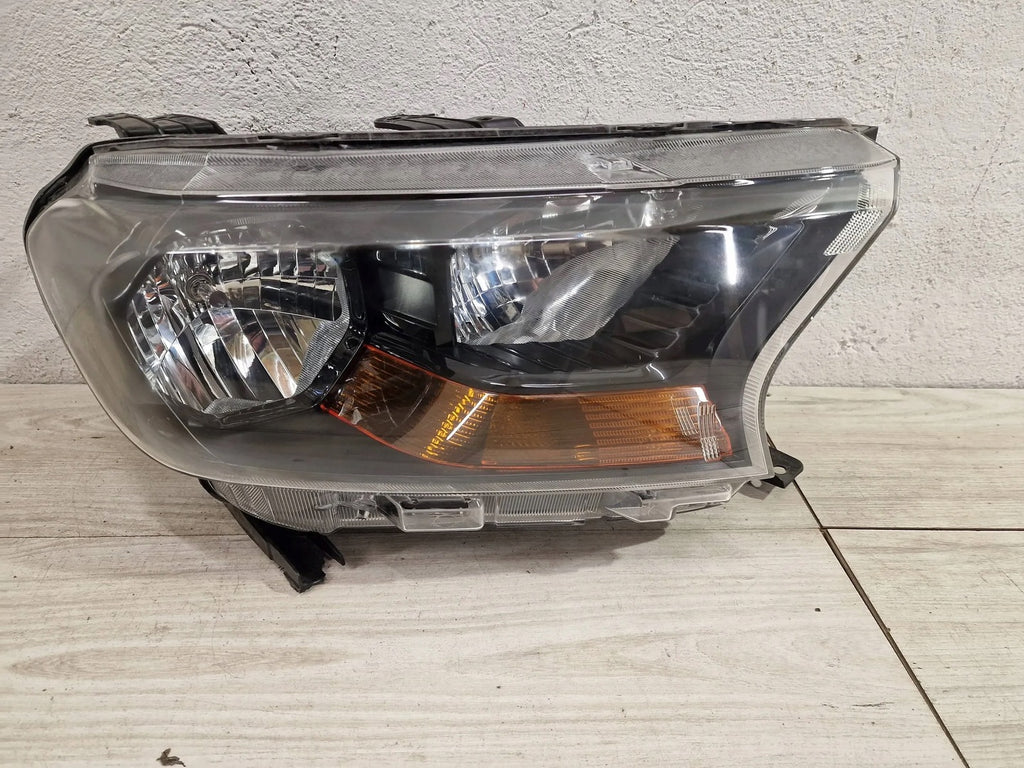 Frontscheinwerfer Ford Ranger Rechts Scheinwerfer Headlight