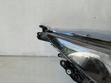 Laden Sie das Bild in den Galerie-Viewer, Frontscheinwerfer Toyota Corolla 8115002X10 Rechts Scheinwerfer Headlight SCH1800137046pq
