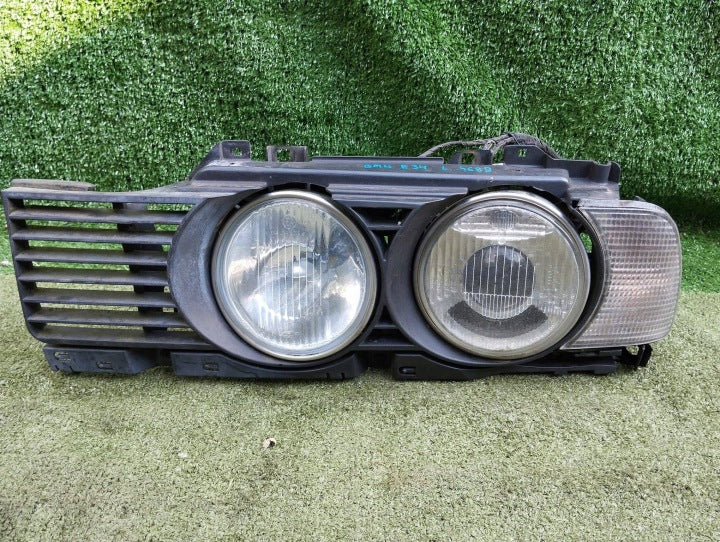 Frontscheinwerfer BMW 5 E34 8355728 0301384201 Links Scheinwerfer Headlight SCH3628515780jr