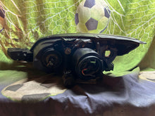 Load image into Gallery viewer, Frontscheinwerfer Mazda III Xenon Rechts Scheinwerfer Headlight SCH8702076498kt