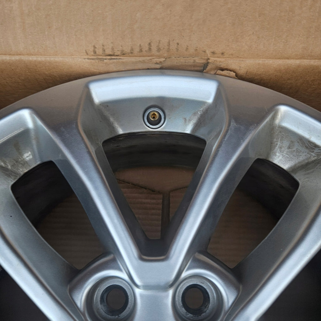 1x Alufelge 17 Zoll 7.0" 5x108 50ET Glanz Silber LJ6C-1007-A2A Ford Kuga Iii FEL5371112534ig