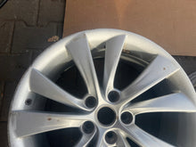 Laden Sie das Bild in den Galerie-Viewer, 1x Alufelge 19 Zoll 8.0" 5x120 40ET Glanz Silber 1024183-00-A Tesla S Rim Wheel FEL7754185438xu