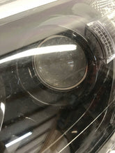 Laden Sie das Bild in den Galerie-Viewer, Frontscheinwerfer Renault Captur I 260607817R Links Scheinwerfer Headlight SCH6396481050vh