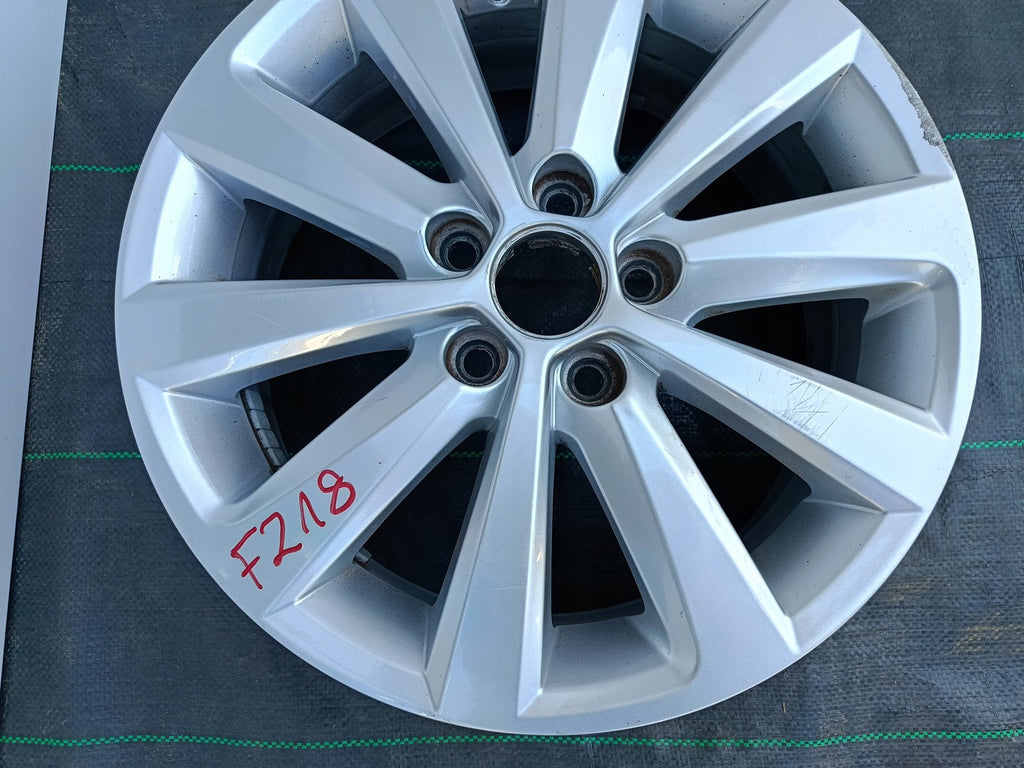 1x Alufelge 15 Zoll 5.5" 5x100 40ET 6F0601025G Seat Rim Wheel