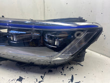 Laden Sie das Bild in den Galerie-Viewer, Frontscheinwerfer VW Passat B8 3G1941081J Links Scheinwerfer Headlight