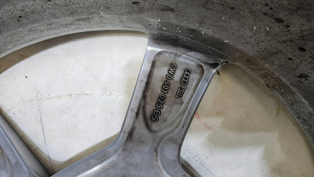 1x Alufelge 19 Zoll 8W0601025ES Audi A4 Rim Wheel FEL2937831237zw