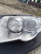 Laden Sie das Bild in den Galerie-Viewer, Frontscheinwerfer VW Passat 3C0941751K Xenon Links Scheinwerfer Headlight SCH4132990628sq