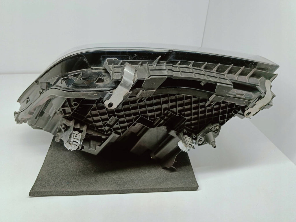 Frontscheinwerfer BMW 5 G31 G30 MDE15076A 5A388C3041EX2640 Rechts oder Links SCH9933917555az