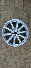 Load image into Gallery viewer, 1x Alufelge 20 Zoll 9.0" 5x112 33ET Glanz 4M0601025AE Audi Q7 Rim Wheel FEL9932931480et