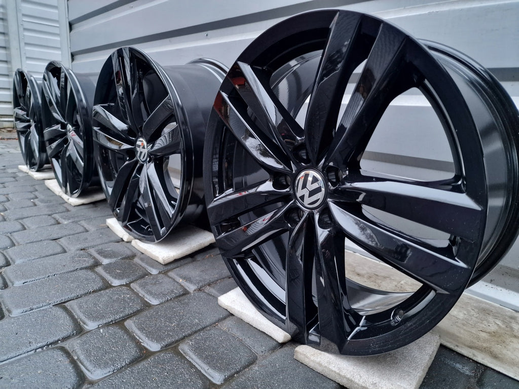 4x Alufelge 18 Zoll 8.0" 5x112 44ET VW Passat Touran Arteon Rim Wheel FEL1840241631sz