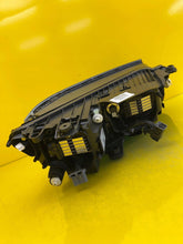 Load image into Gallery viewer, Frontscheinwerfer VW Touareg 761941081A LED Links Scheinwerfer Headlight