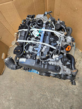 Laden Sie das Bild in den Galerie-Viewer, Motor Audi Seat Skoda VW I CAGB 131TKm 2011 Diesel Engine Komplett